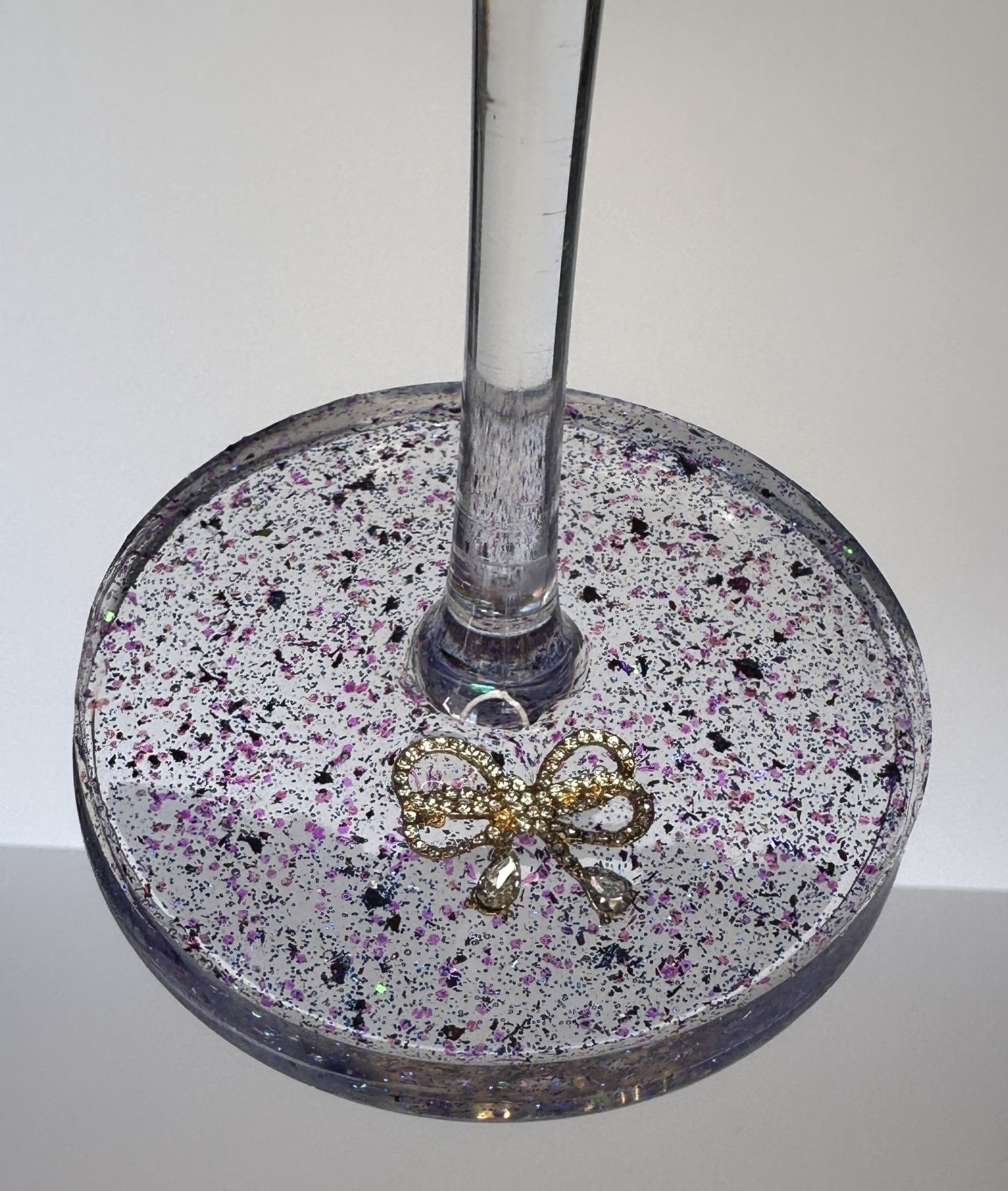 0021 Wine glass 0021 bow in purple