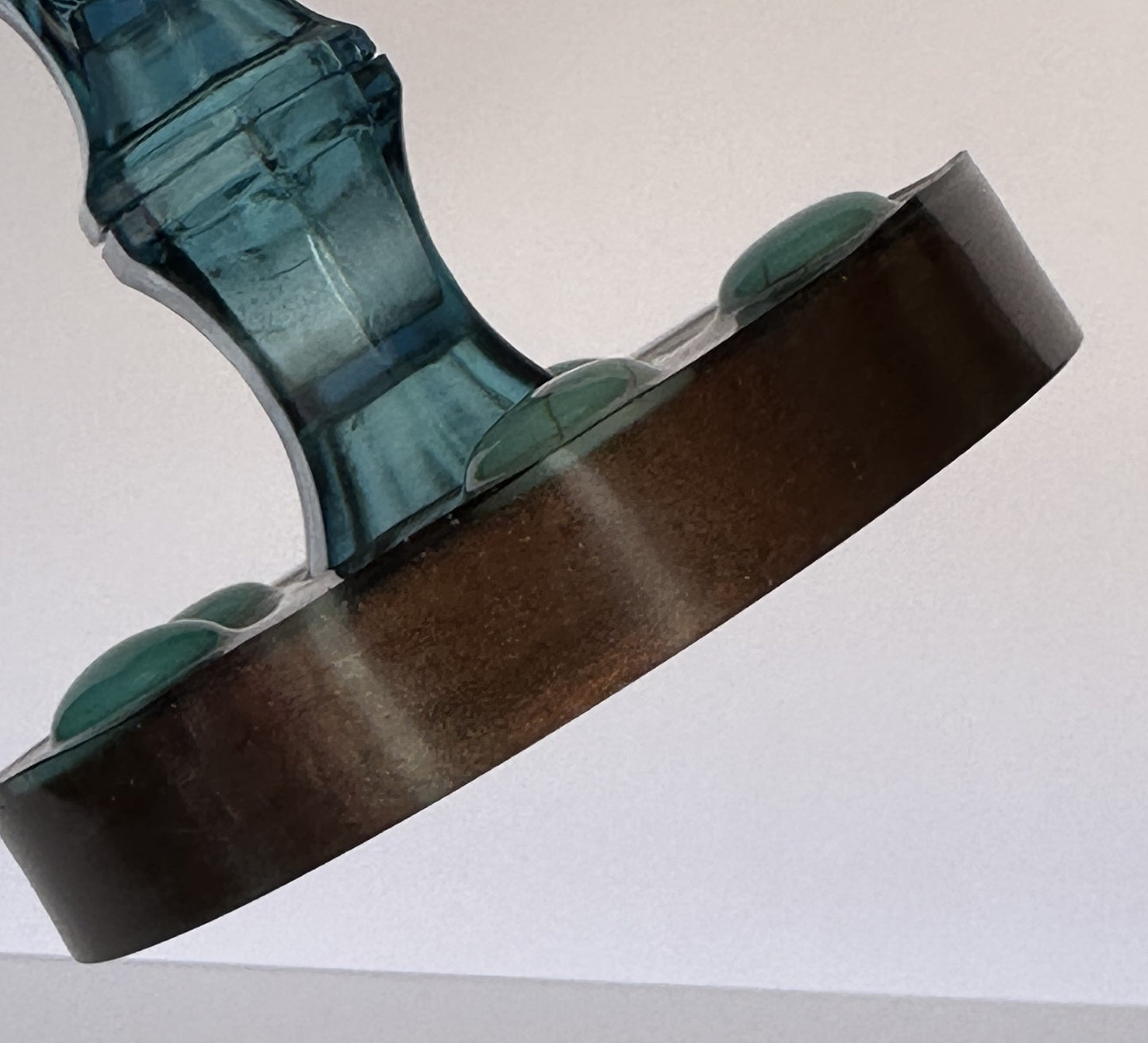 0026 Water glass blue with turquoise cabochon