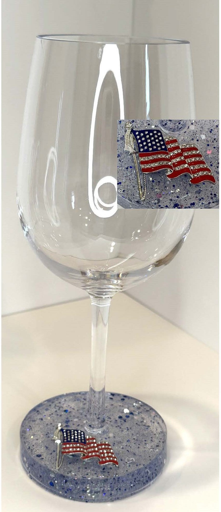 0005 Wine glass rhinestone flag