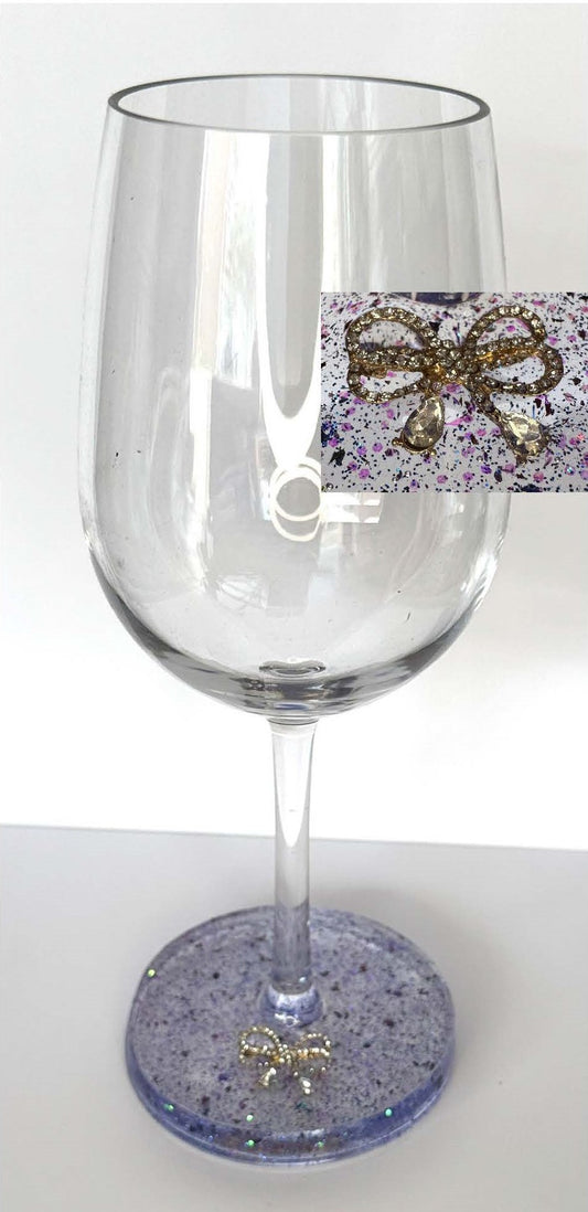 0021 Wine glass 0021 bow in purple
