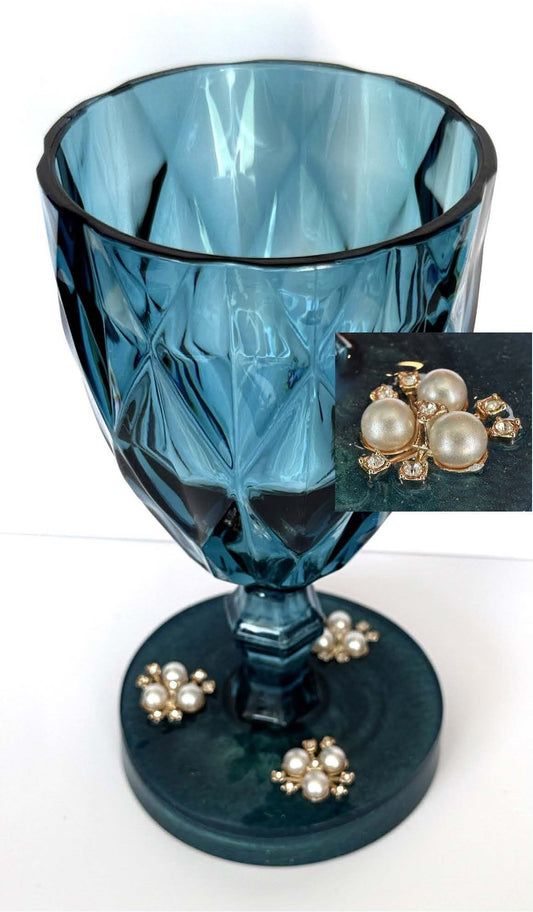 0028 Water glass blue with pearl