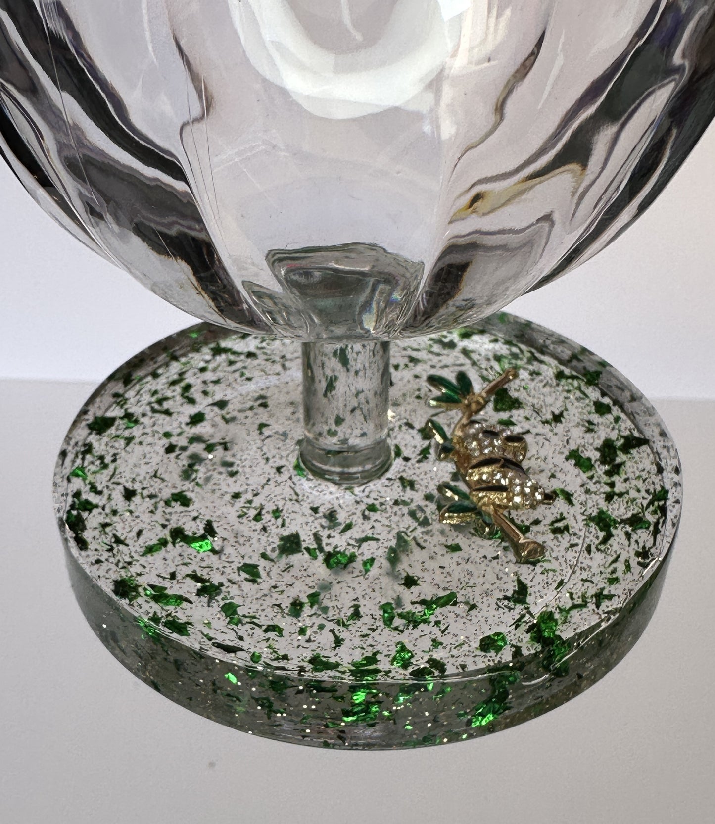 0030 Water glass bamboo panda in green