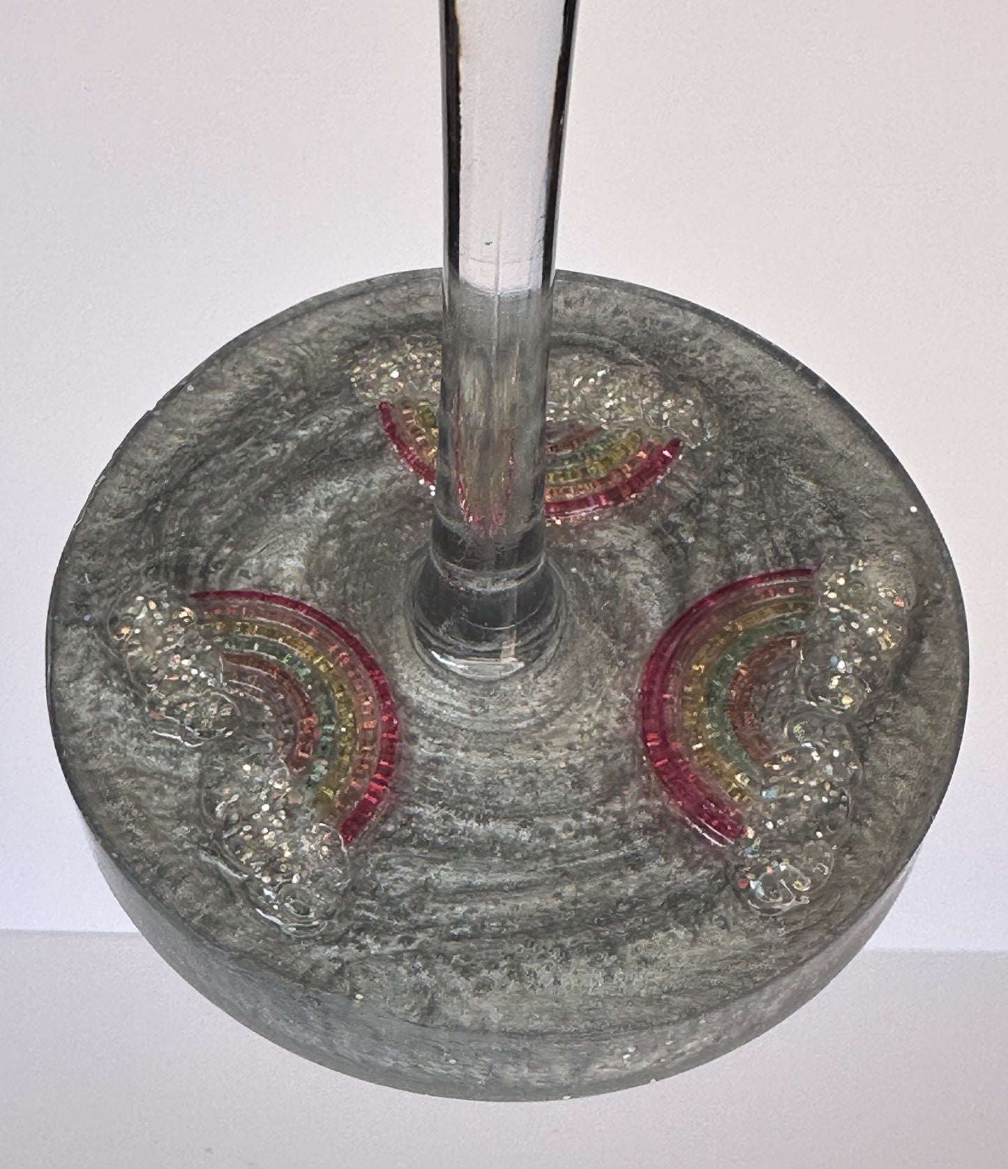 0042 Wine glass sparkle rainbow in silver