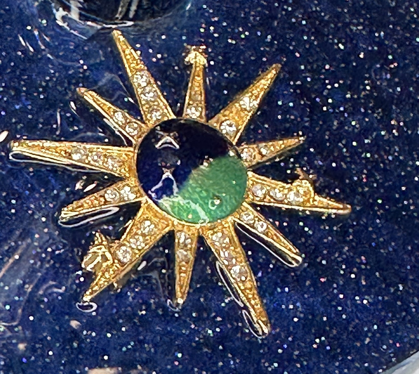0077 Wine glass midnight star